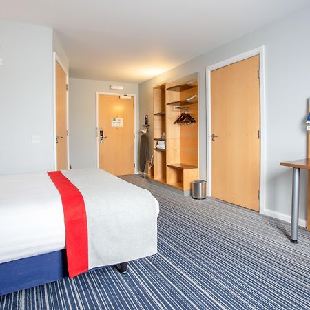 Holiday Inn Express Dunfermline By Ihg Zewnętrze zdjęcie