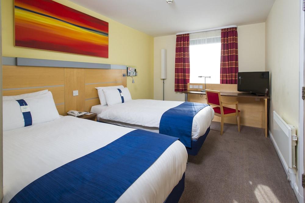 Holiday Inn Express Dunfermline By Ihg Zewnętrze zdjęcie