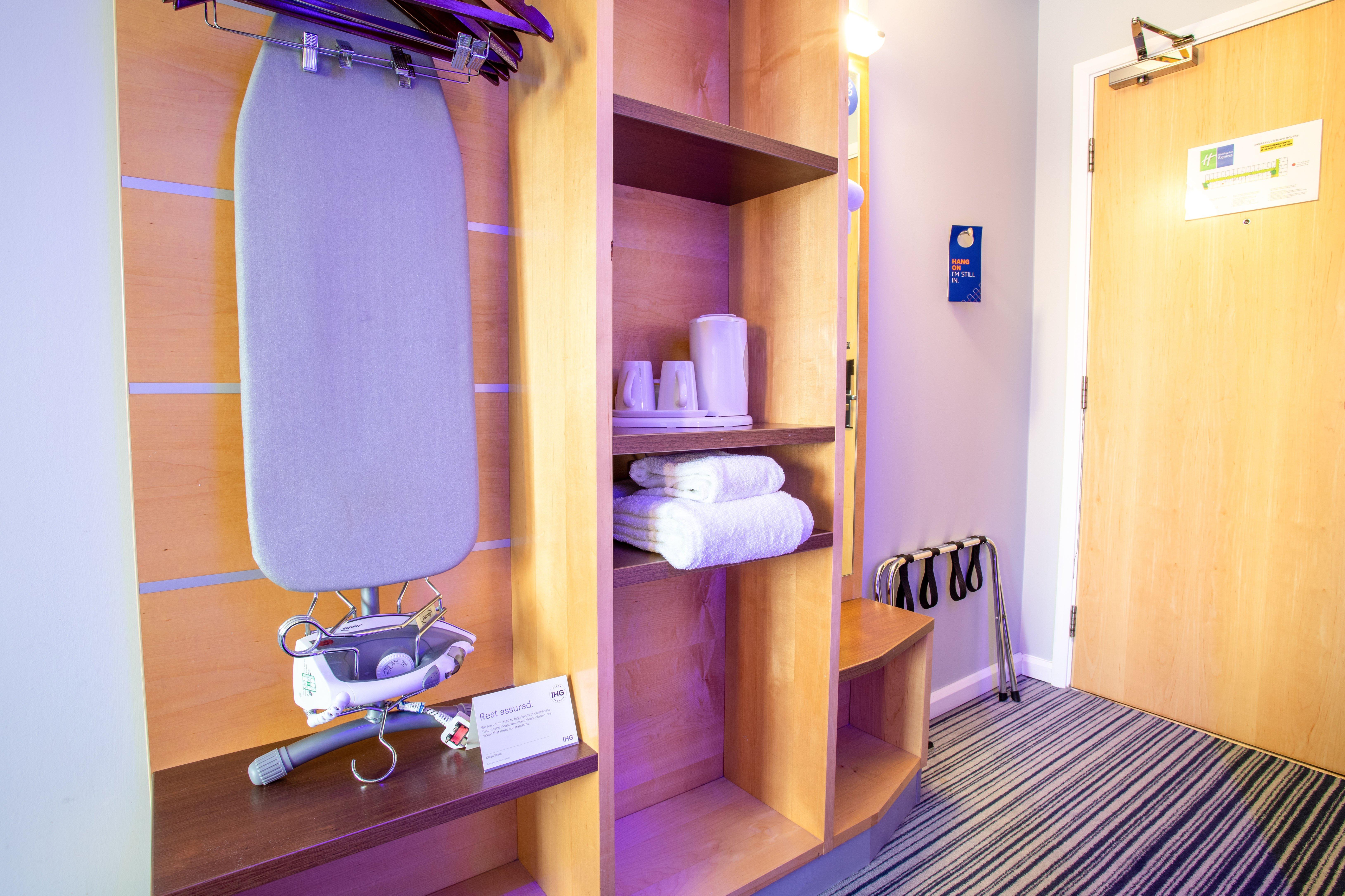 Holiday Inn Express Dunfermline By Ihg Zewnętrze zdjęcie