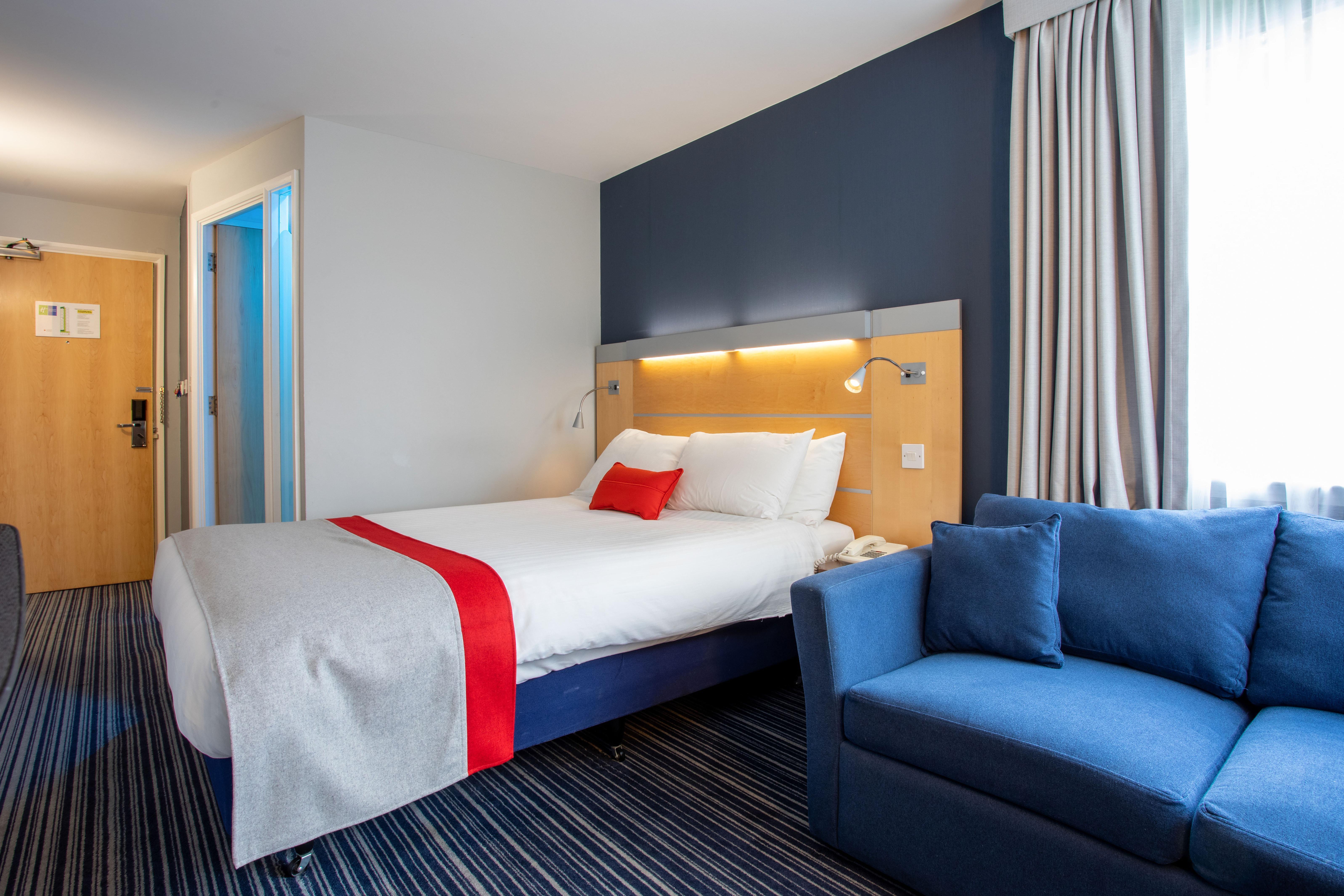 Holiday Inn Express Dunfermline By Ihg Zewnętrze zdjęcie