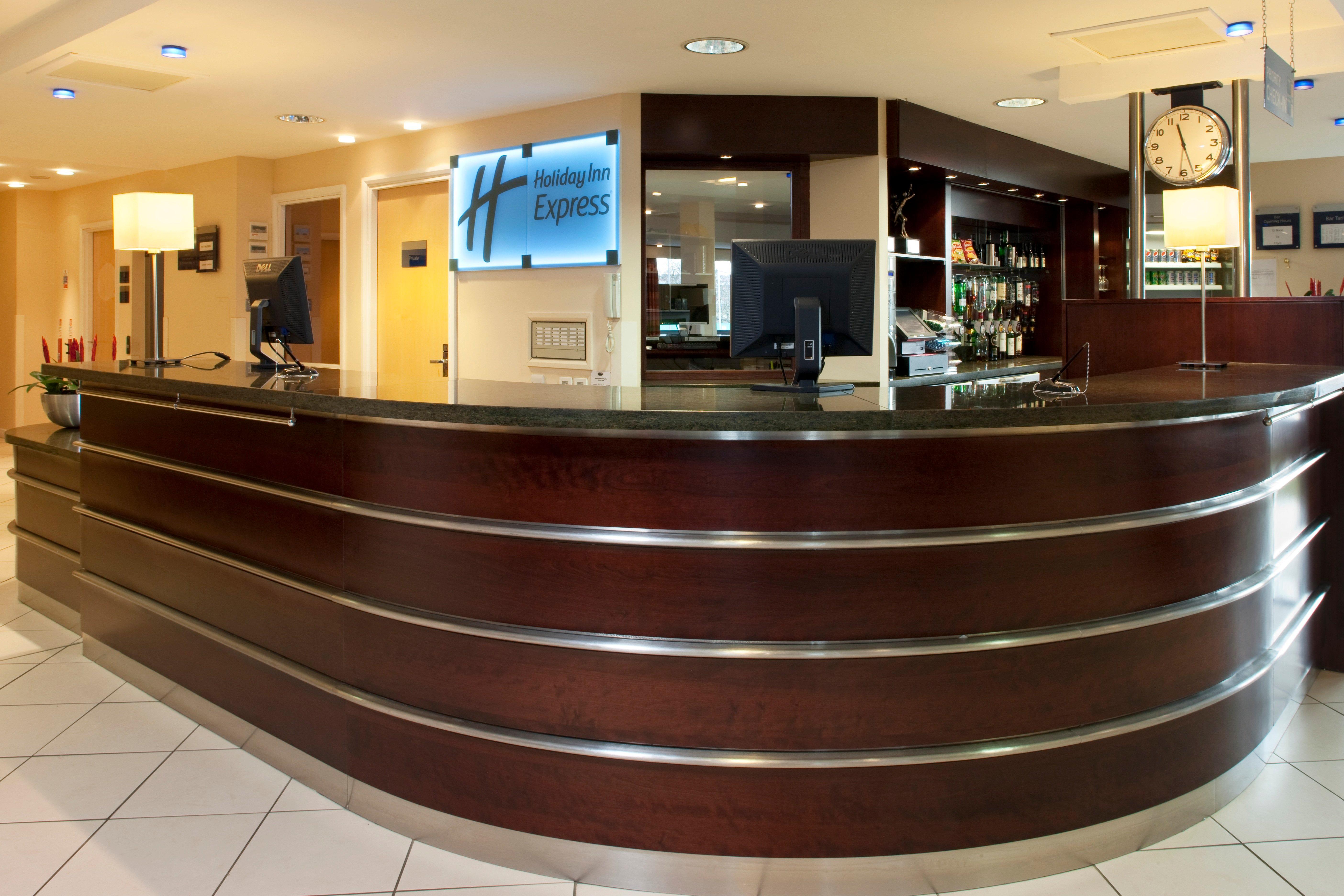 Holiday Inn Express Dunfermline By Ihg Zewnętrze zdjęcie
