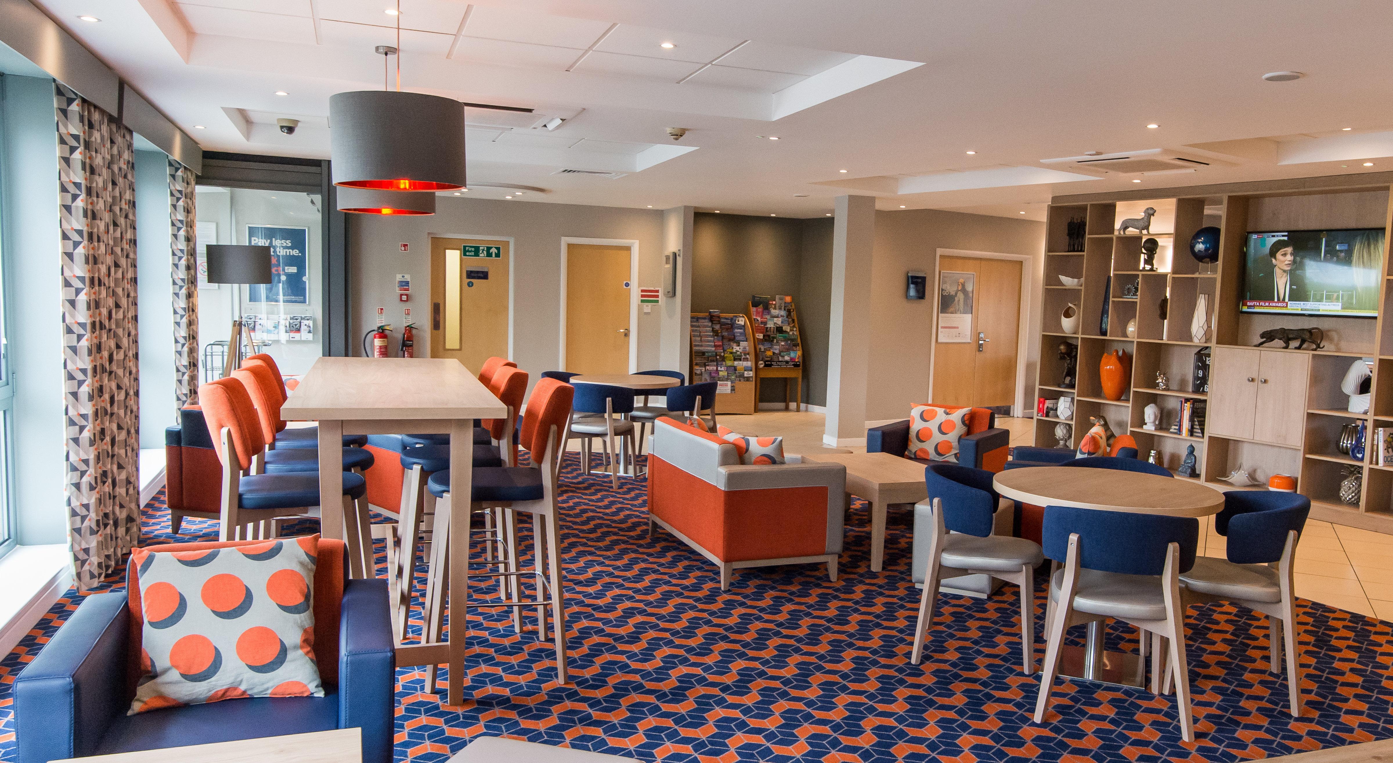Holiday Inn Express Dunfermline By Ihg Zewnętrze zdjęcie