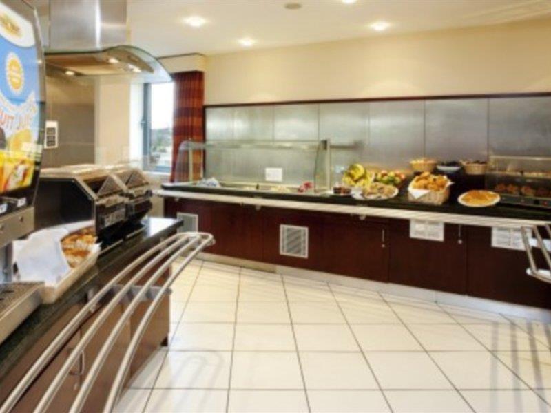 Holiday Inn Express Dunfermline By Ihg Zewnętrze zdjęcie